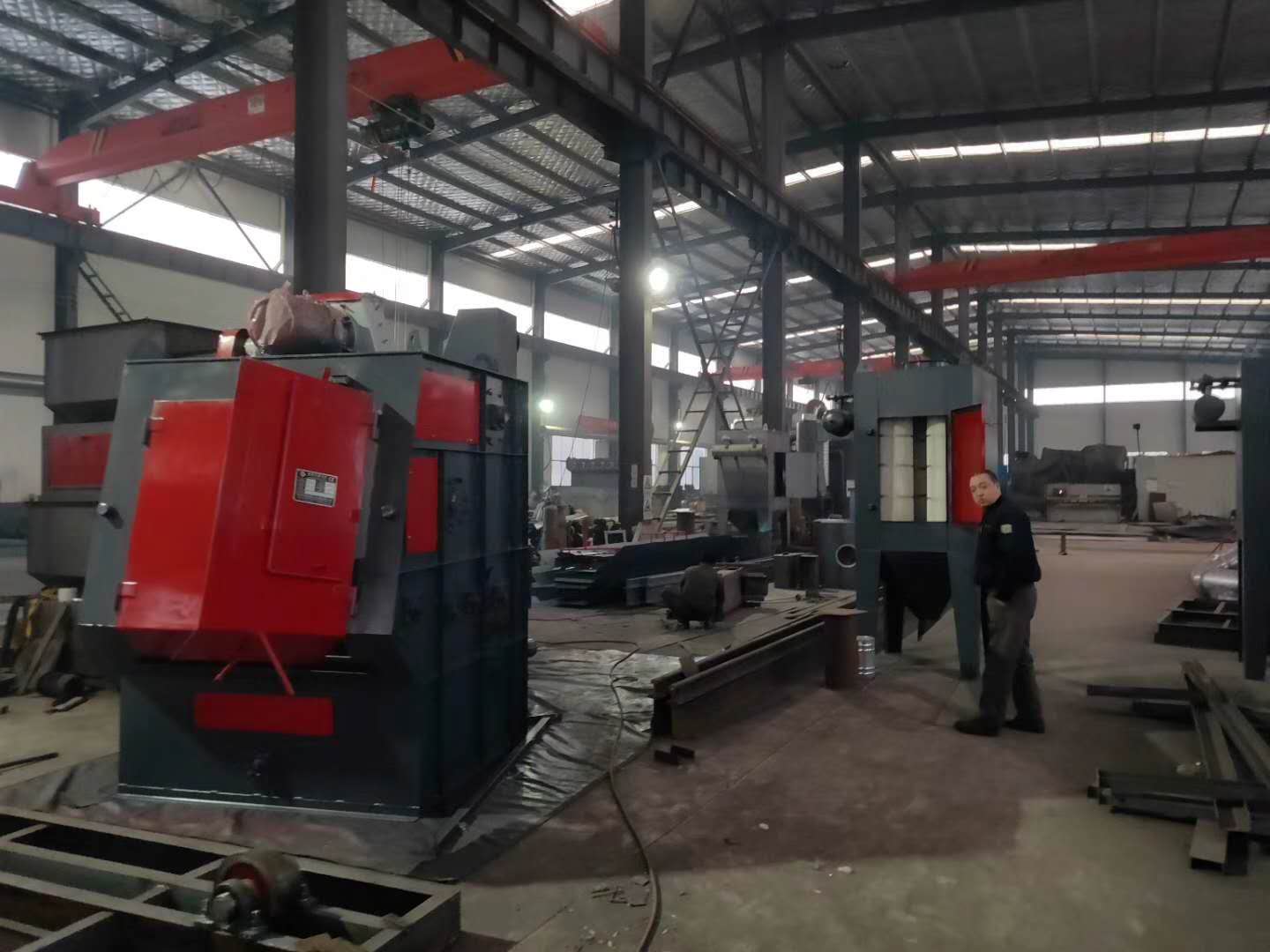 q3210履帶式拋丸機發往即墨