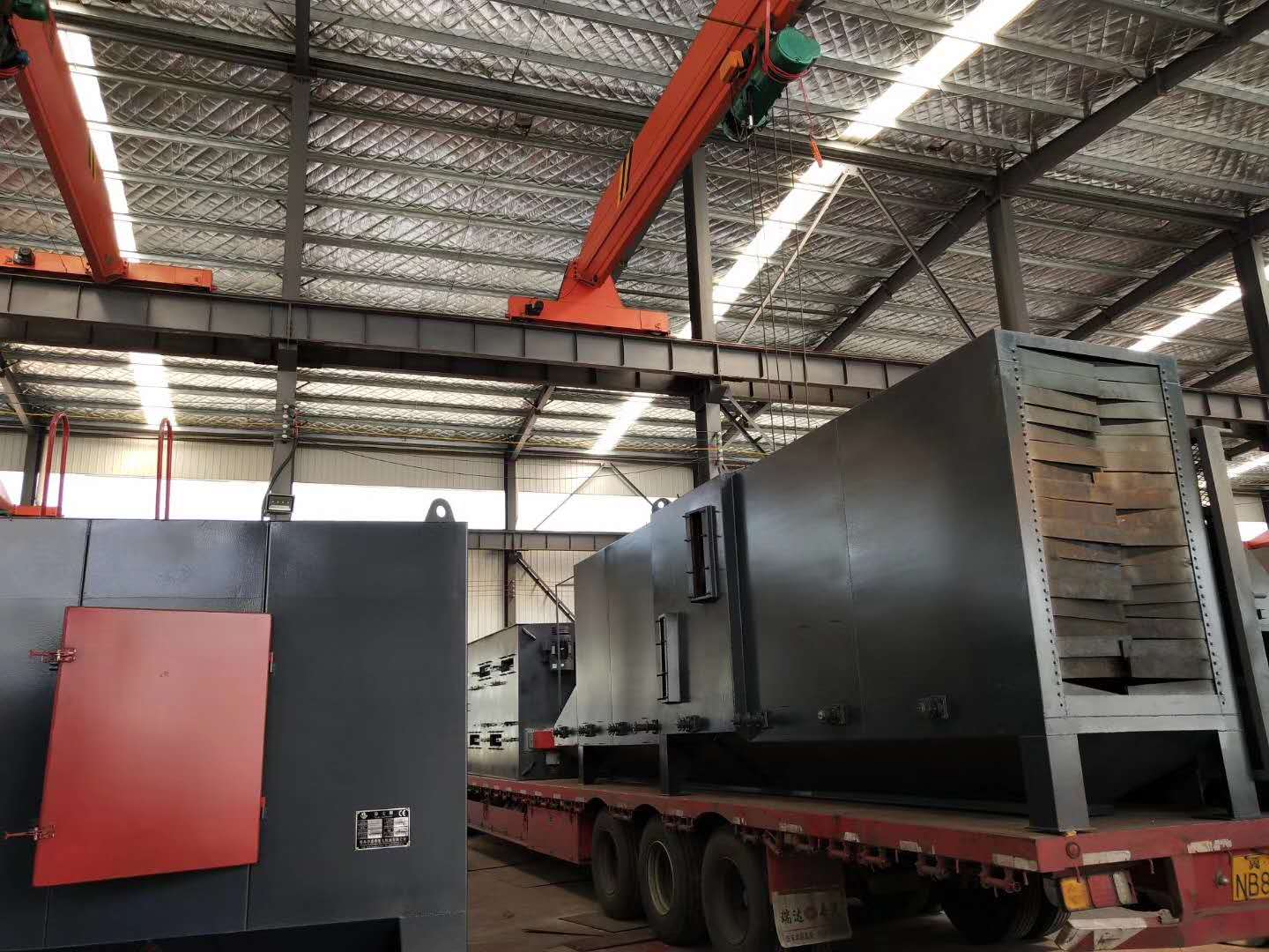 q6910鋼結構拋丸機發往西安