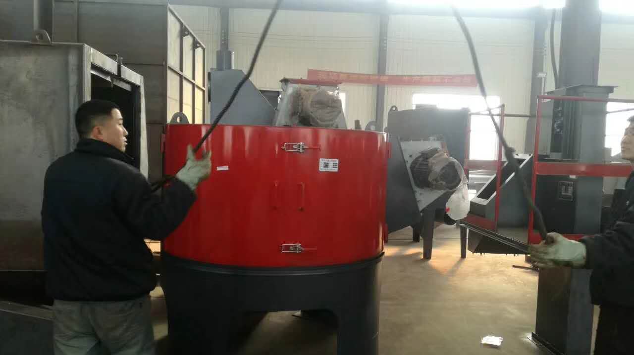 q3516轉臺式拋丸機發往廣東