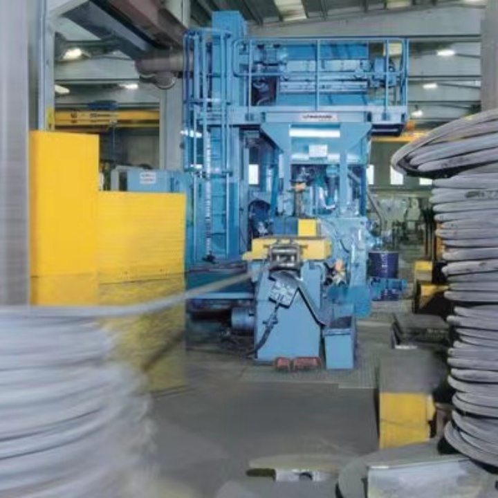 鋼管拋丸除銹機工作視頻_架子除銹拋丸管機怎么用_架子管拋丸除銹機