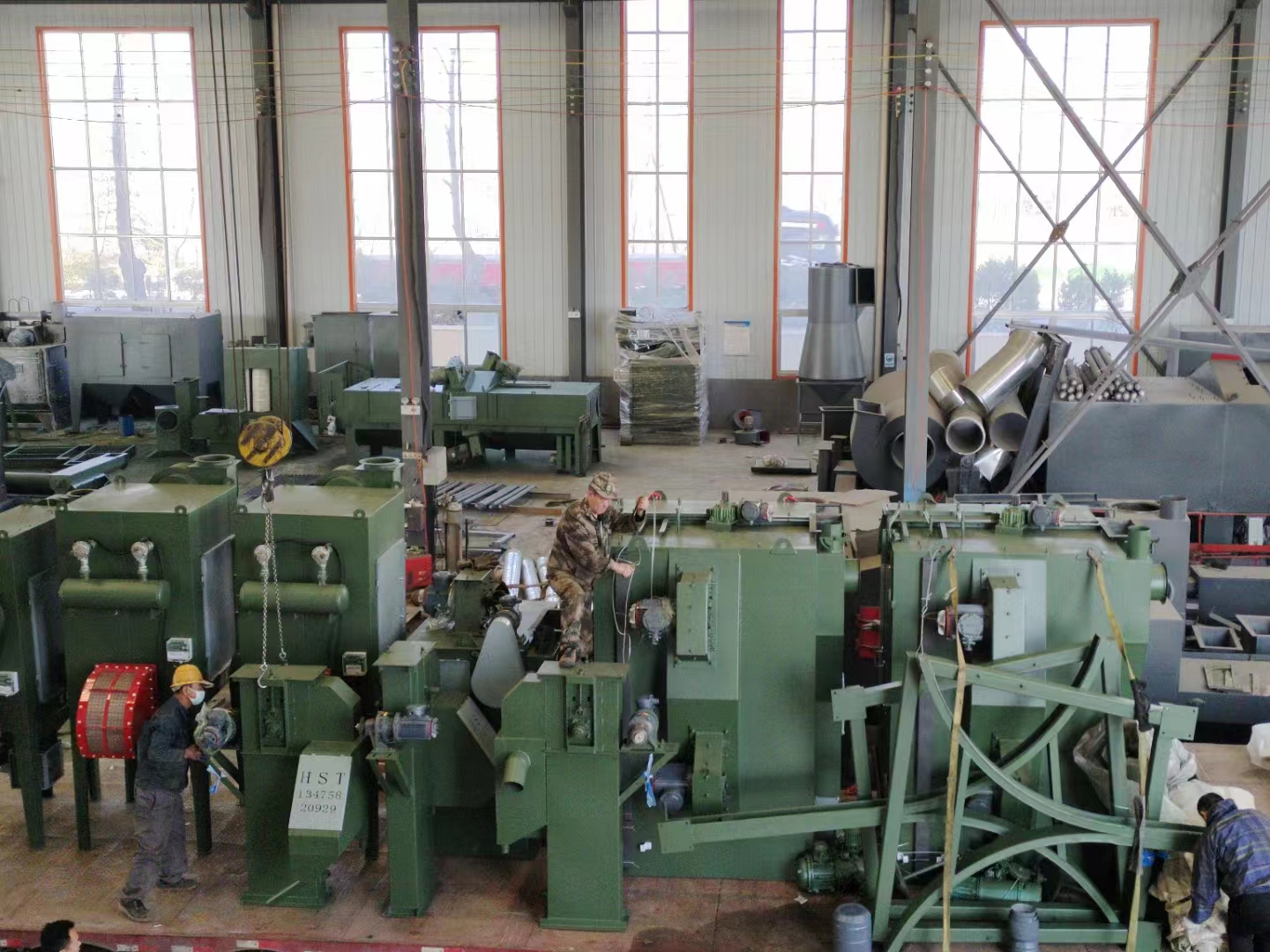 拋丸機除銹施工方案_拋丸機除銹視頻_鋼網帶拋丸除銹機