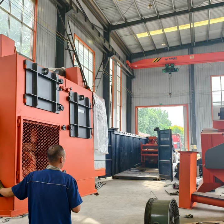 連續(xù)打砂清理機_清砂機配件_清砂機是什么樣子的